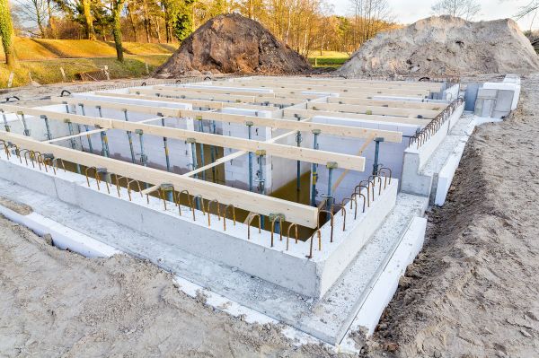 Settling Foundation Service in Frankfort